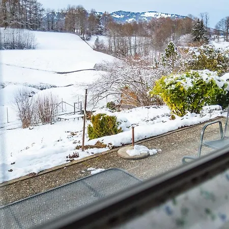 Haus Kranzusch منزل للإقامة