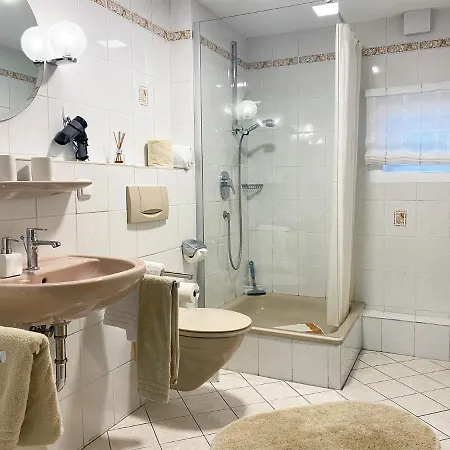 Haus Kranzusch منزل للإقامة سونثوفن